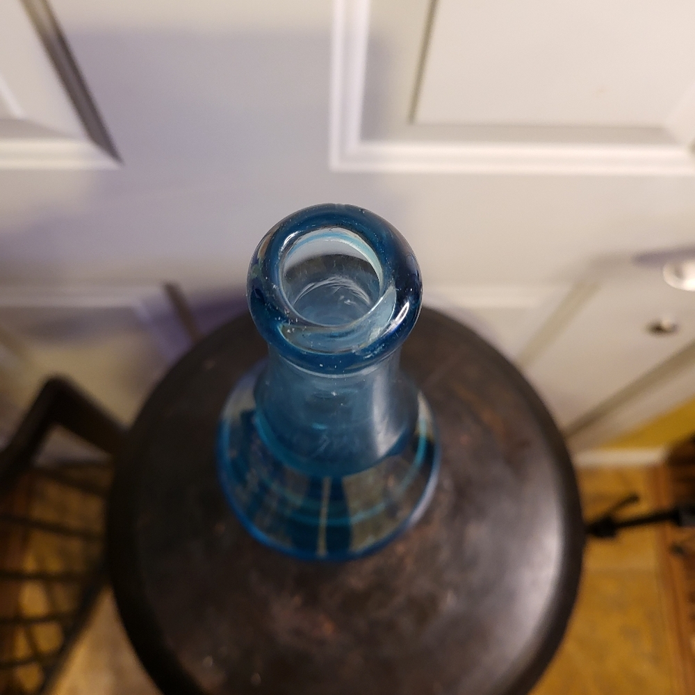 Vintage Hand  Blown Heavy Murano Style Glass Vase - Picture 11 of 11
